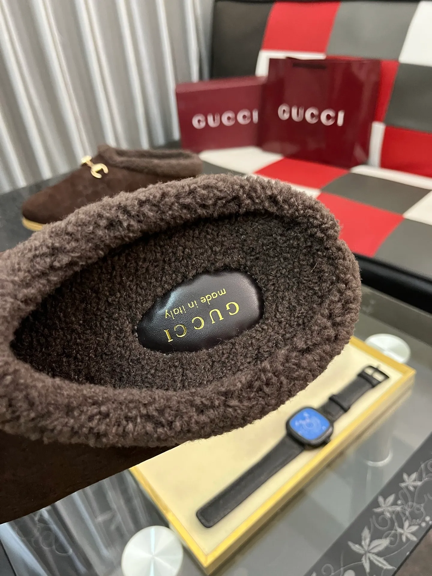 Men's shoes 💰400⌚️⌚️Gucci plush slippers GUCCI. Gucci women's real hair half-slippers Italian top cowhide Imported top quality leather water-dyed cowhide lining Original bronze gold horsebit Italian cowhide outsole Size: 35−442️⃣Colors available